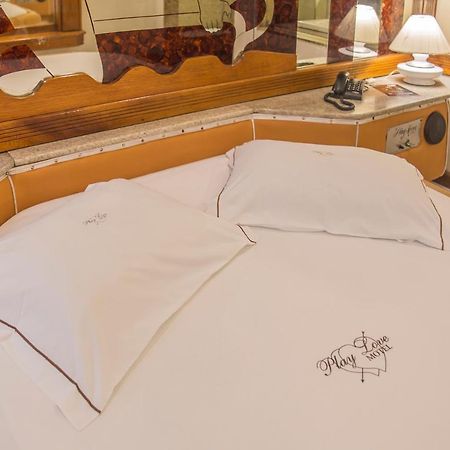 Motel Play Love Petropolis  Ngoại thất bức ảnh